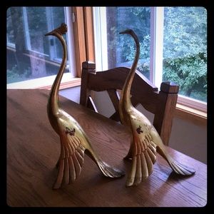 Long neck gold birds